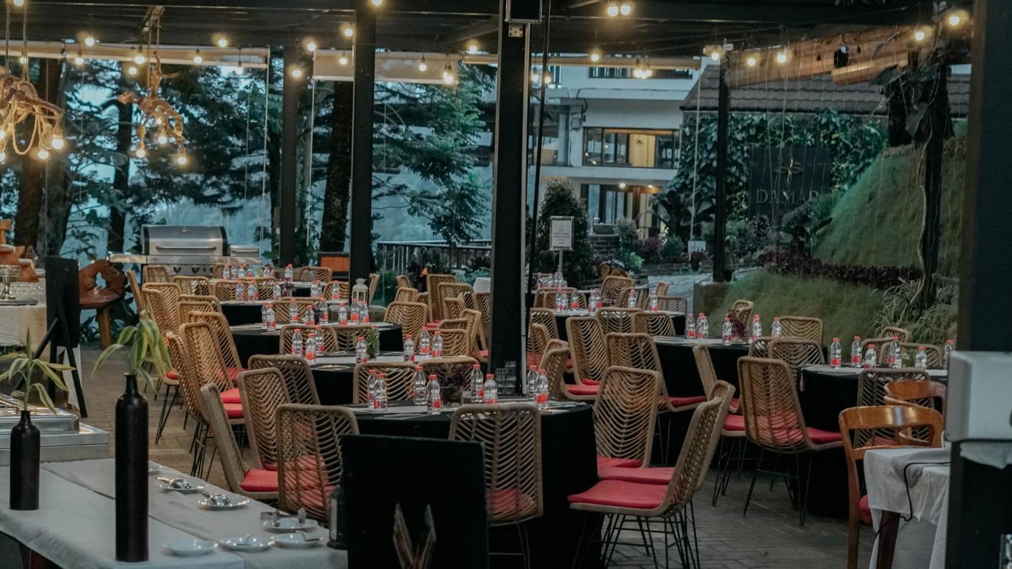 Damar Langit Resort Tjisarua Exterior foto