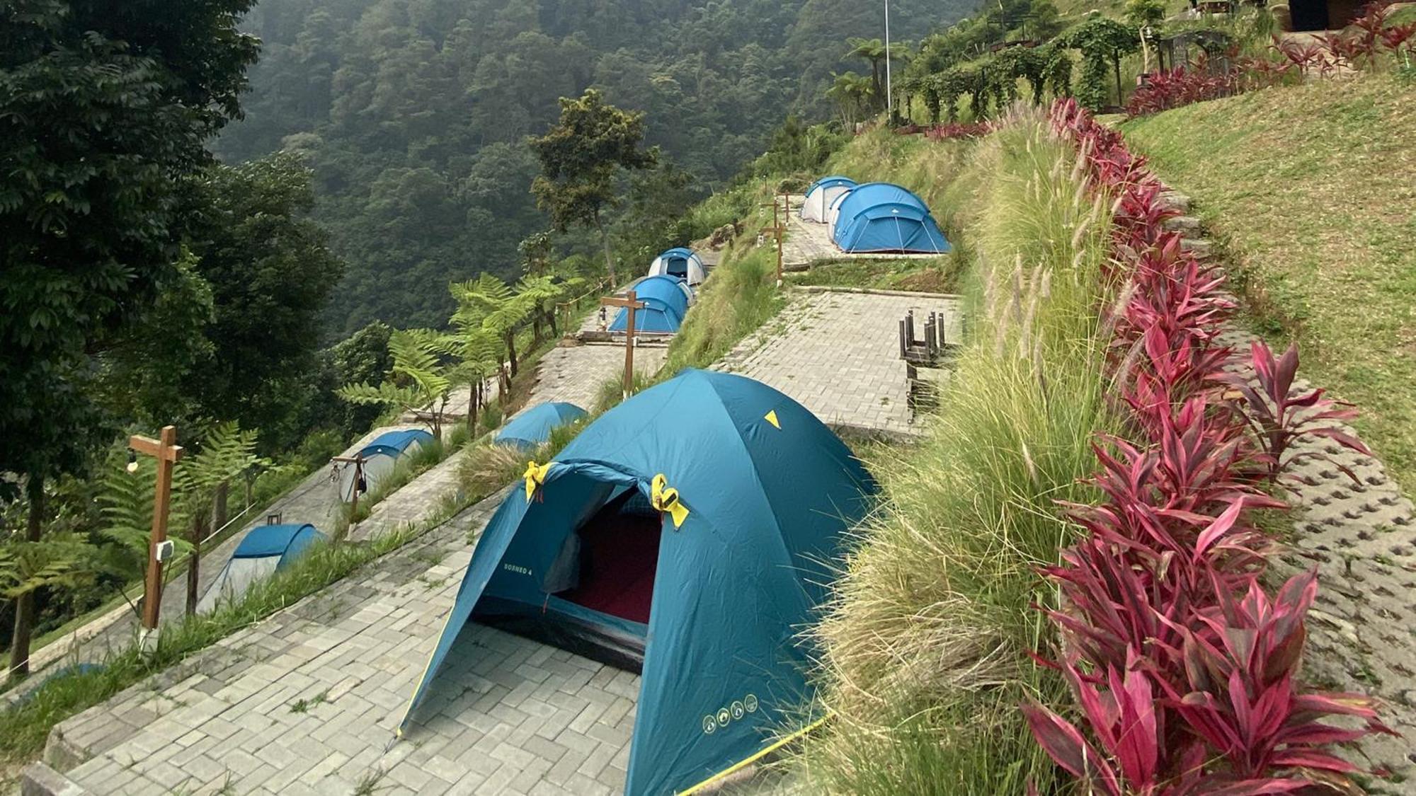 Damar Langit Resort Tjisarua Exterior foto
