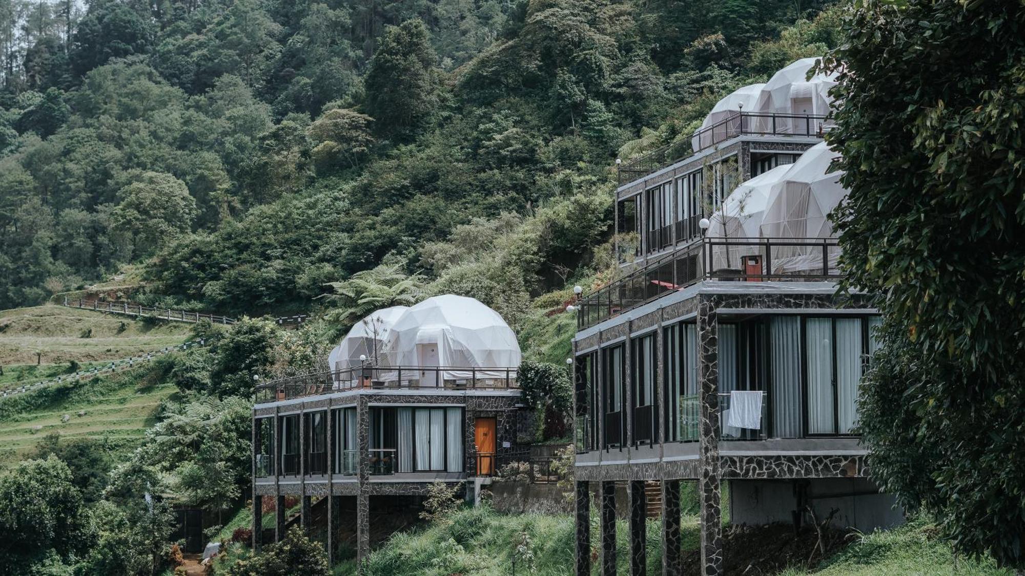 Damar Langit Resort Tjisarua Exterior foto
